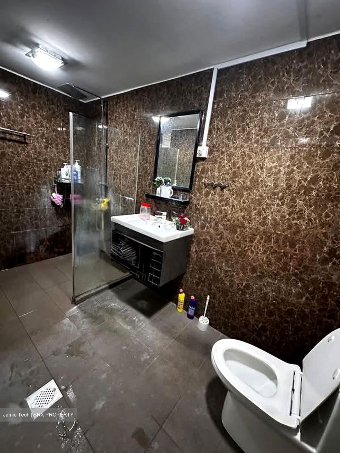 Toh Estate (D17), Terrace #554208241